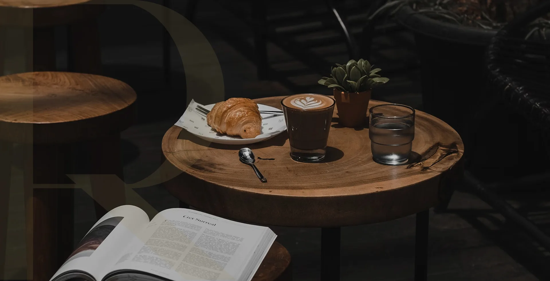 Froth Cafe lifestyle scene